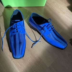 Viotti Royal blue dress shoes